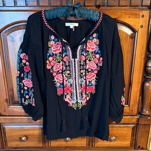 ANDREE BY UNIT Black Embroidered Floral Tunic - Pink & Blue
